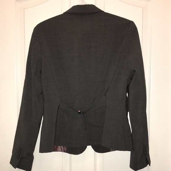 🧵 Sandra Auglazze Grey Suit - Picture 2 of 9